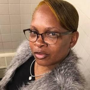 Meet your Posher, Inez